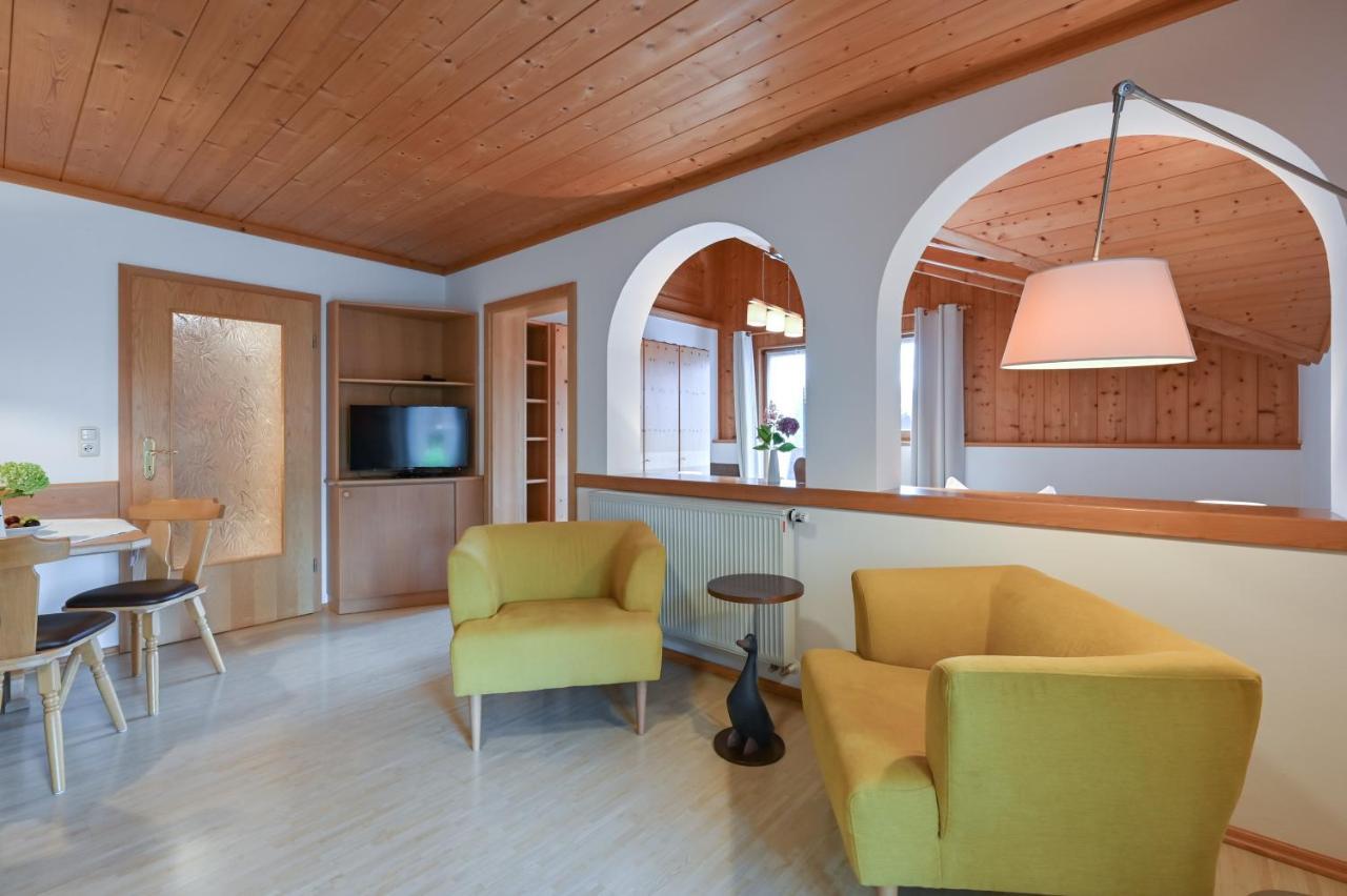 Landhaus Grobert Seeg Εξωτερικό φωτογραφία